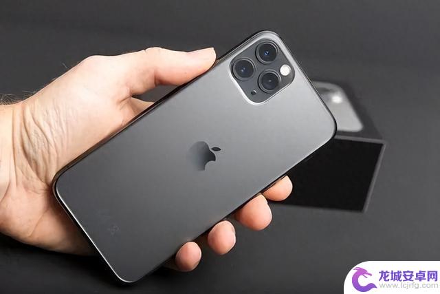 iPhone16系列近期再曝光，iPhone 15已成明日黄花跌价无极限