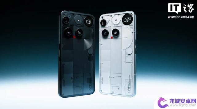手机发布：Nothing Phone(3)取消背部灯条改为小屏幕