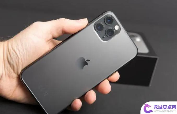 iphone高刷和低刷的区别 选择iPhone 15手机高刷屏的好处和考虑因素