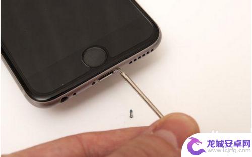 苹果6如何组装电池呢手机 自己DIY更换iPhone6电池方法
