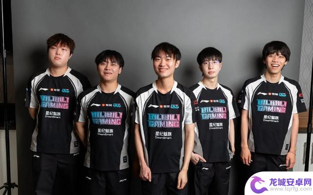海外网友热议AL 3-0 BLG: ON彻底疯狂!Bin表现糟糕到令人震惊
