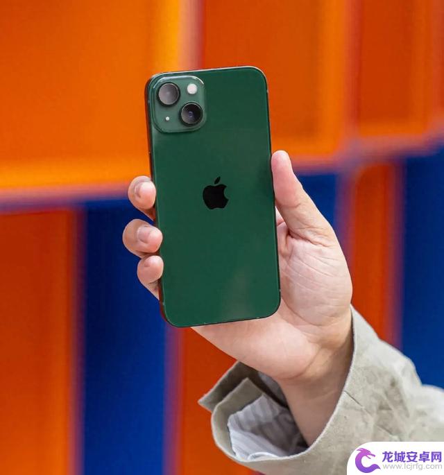 iPhone 13四年后的表现如何？与现今安卓手机相比如何？