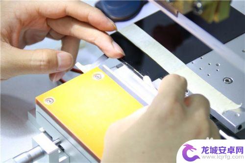 苹果手机排线怎么排 Iphone 6p压排线操作技巧分享