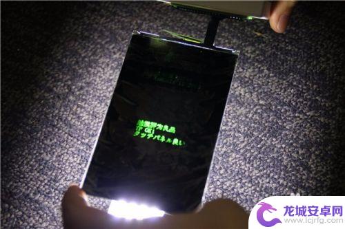 苹果手机排线怎么排 Iphone 6p压排线操作技巧分享