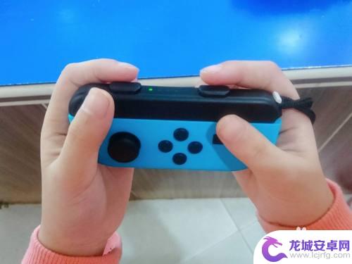 双人对战大比拼如何切换人物 switch明星大乱斗合作模式