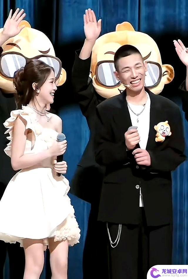旭旭宝宝水友会引爆人气!明星云集实力宠粉