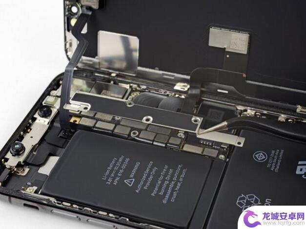 苹果x手机如何安装电池 如何自行更换 iPhone X 电池